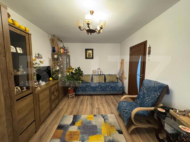 Apartament cu 2 camere decomandat, mobilat în Hunedoara