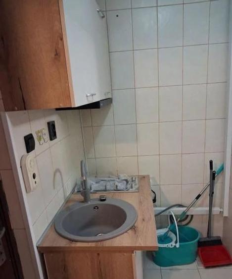 Garsonieră semidecomandată în Poarta 6