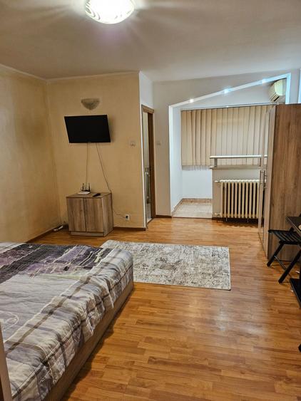 Garsonieră semidecomandată în Central