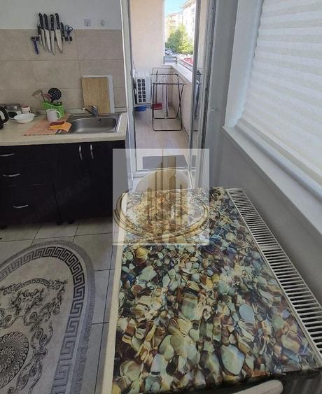 Apartament cu 2 camere decomandat, mobilat în Metalurgiei