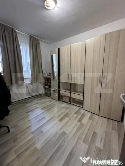 Apartament cu 3 camere decomandat în Dâmbu Pietros