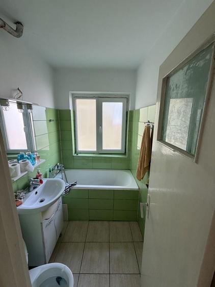 Apartament cu 2 camere decomandat în Precista