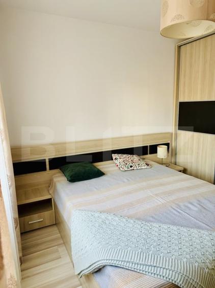 Apartament cu 3 camere decomandat, mobilat în Republicii