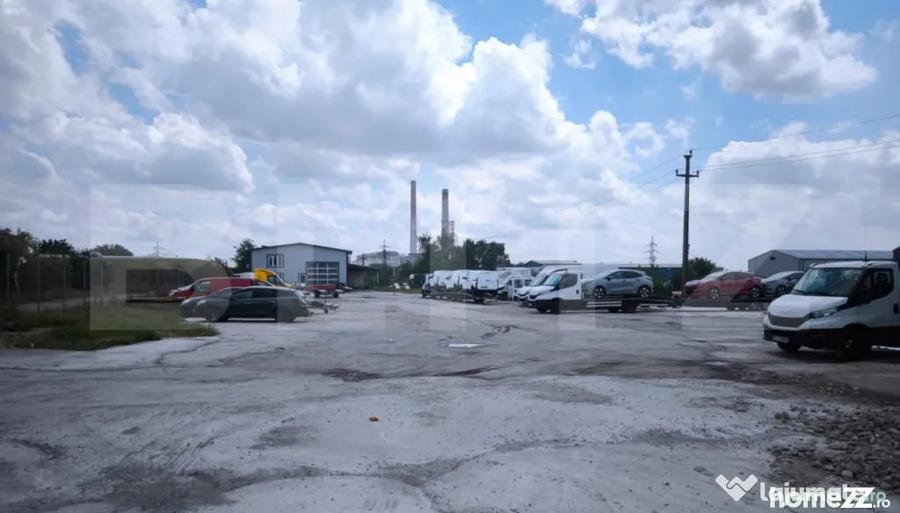 Teren de 5000 mp, în Ișalnița