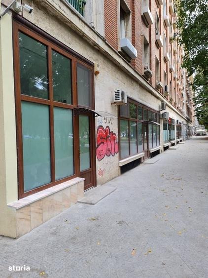 Spațiu comercial, de 76 mp, în Exterior Vest