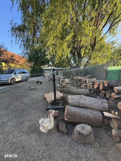 Casă cu 2 camere cu Teren 776 Mp în Acățari