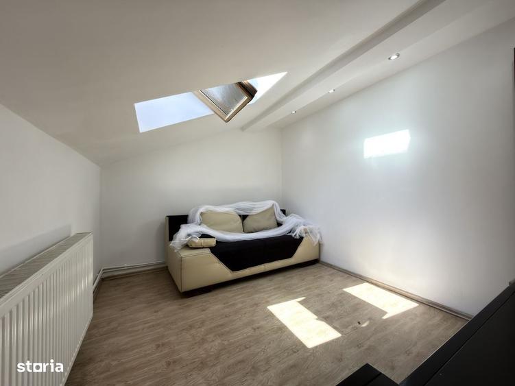 Apartament cu 3 camere semidecomandat în Central