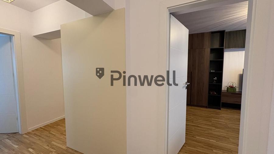 Apartament cu 5 camere decomandat, mobilat în Mihai Bravu