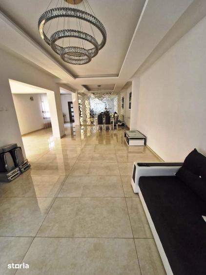 Casă cu 5 camere cu Teren 307 Mp în Bucureștii Noi