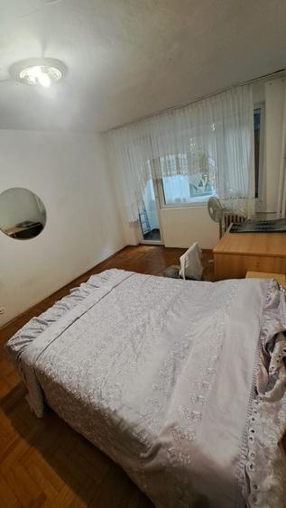 Apartament cu 2 camere semidecomandat, mobilat în Bucur Obor