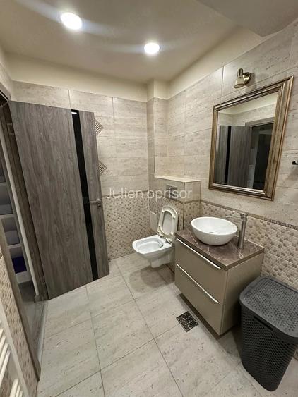 Vand ap 2 camare Floresti Cluj str Razoare