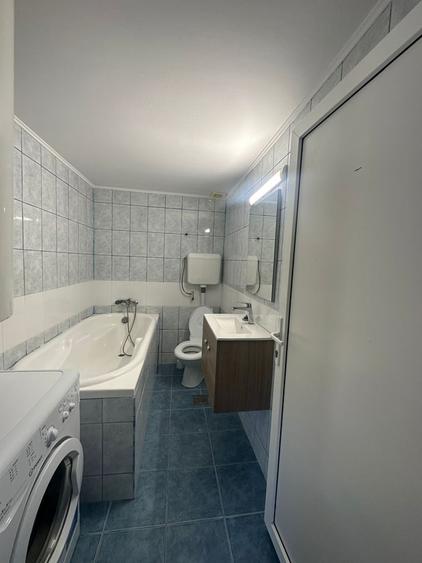 Apartament cu 2 camere semidecomandat în Progresul