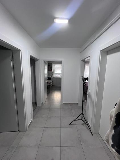 Apartament cu 2 camere decomandat în Exterior Vest