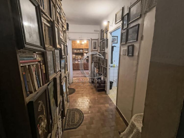 Apartament cu 3 camere în Unirii Sud