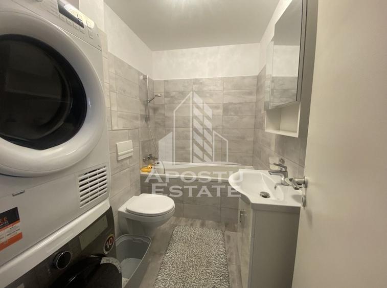 Apartament cu 3 camere decomandat, mobilat în Torontalului
