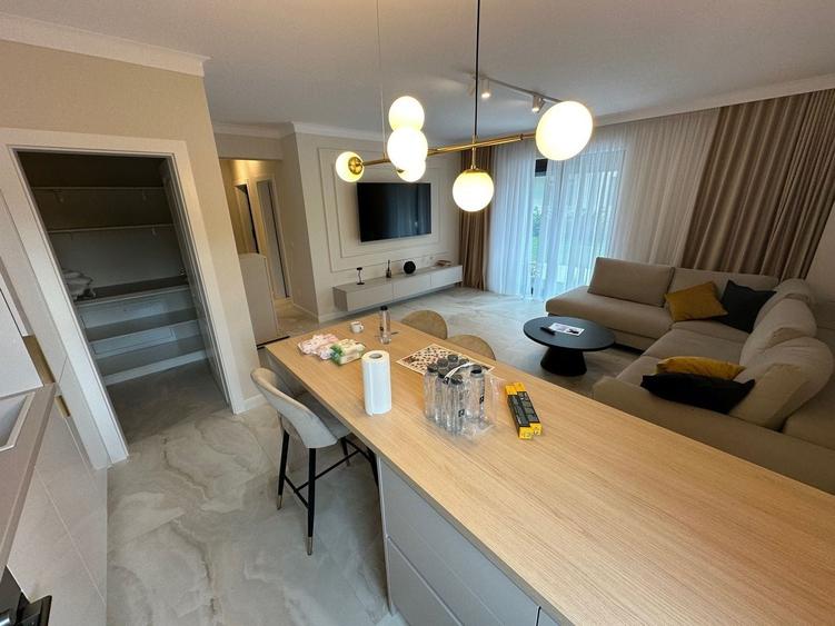 Apartament cu 2 camere decomandat în Lipovei