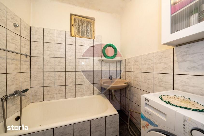 Casă cu 3 camere cu Teren 190 Mp în Cristian