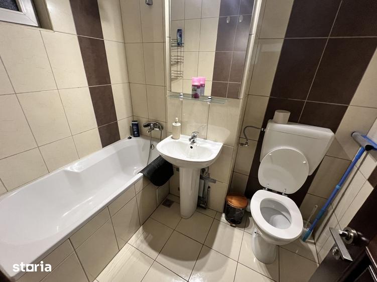 Apartament cu 3 camere semidecomandat în Mihai Viteazul