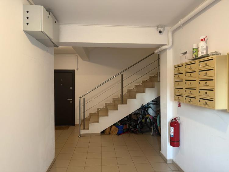 Apartament cu 3 camere decomandat, mobilat în Theodor Pallady