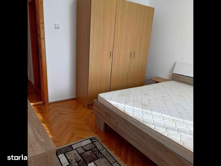 Apartament cu 2 camere decomandat în Girocului