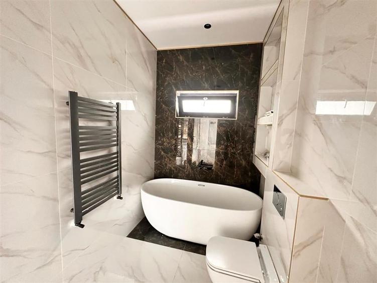 Casă individuală cu 4 camere cu Teren 530 Mp în Valea Ursului