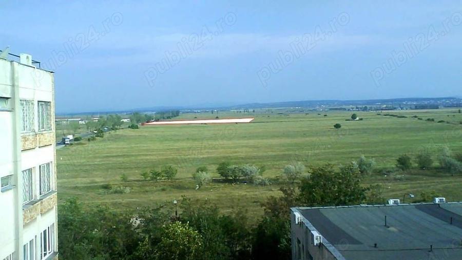 Teren de 5000 mp, în Roua