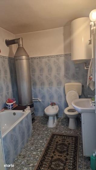 Casă cu 3 camere cu Teren 305 Mp în Central