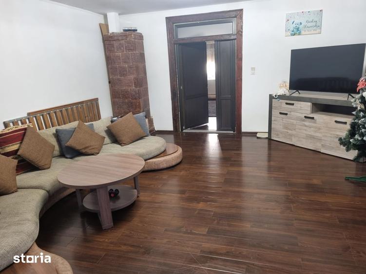 Casa Mioveni, Valea Stanii, Bld. Dacia, 4 camere, 2 bai - 9