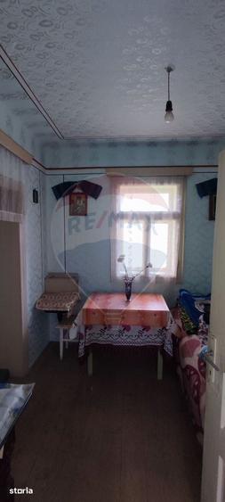 Casă cu 3 camere cu Teren 1361 Mp în Gârdani