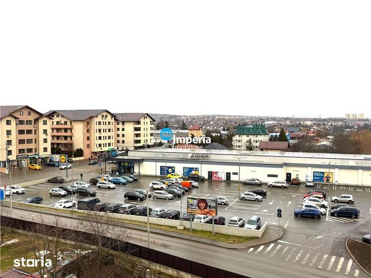 Apartament cu 3 camere în Ciurea