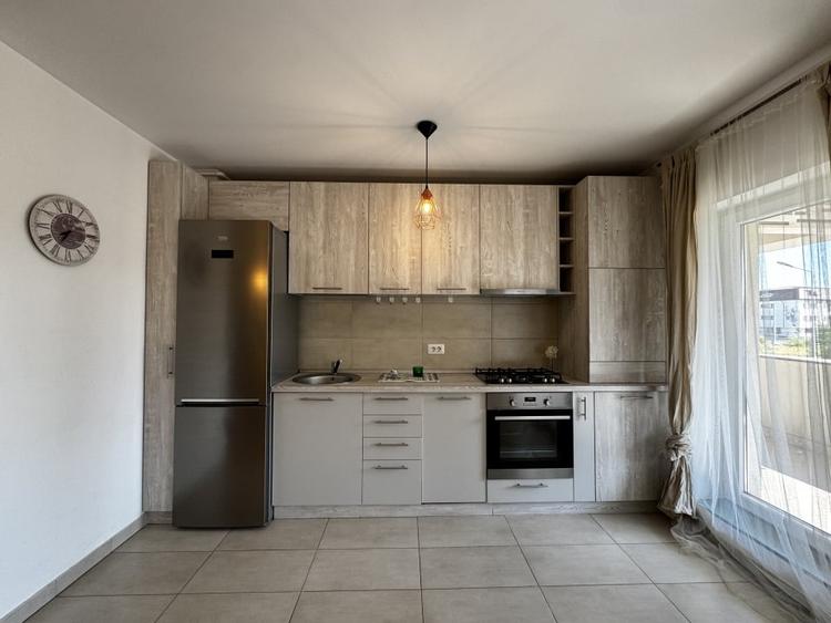 Apartament cu 2 camere decomandat, mobilat în Vest
