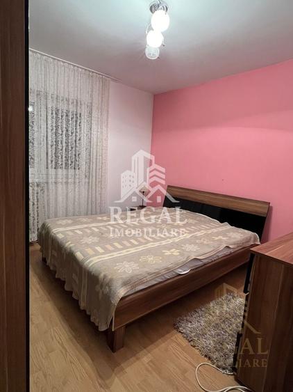 Apartament cu 3 camere decomandat, mobilat în Nord-Vest