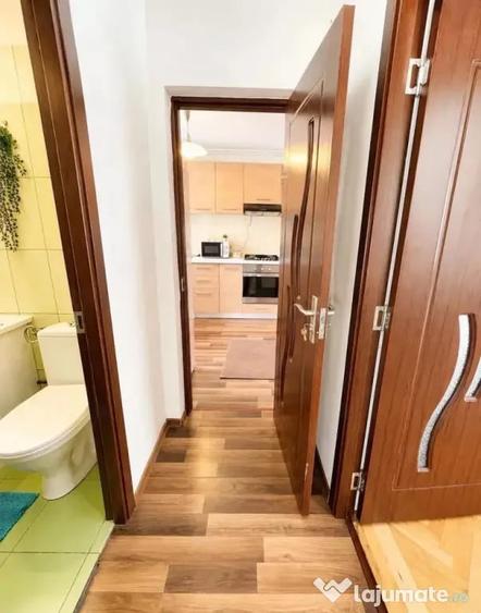 Apartament cu 3 camere decomandat în Nord