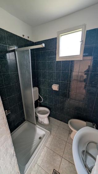 Casă cu 3 camere decomandat în Bulci
