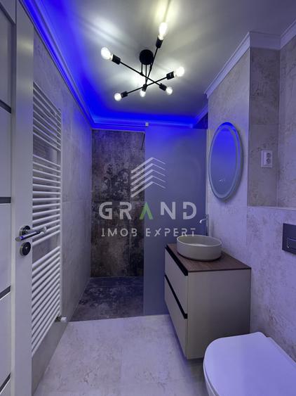 Apartament cu 3 camere decomandat în Zorilor