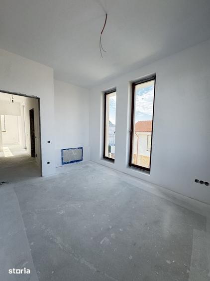 Casă cu 4 camere cu Teren 480 Mp în Chinteni