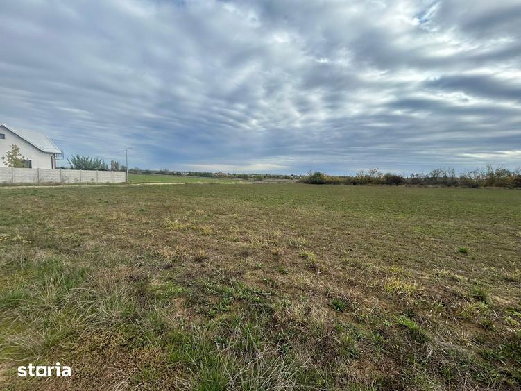 Teren de 1252 mp, în Ciolpani