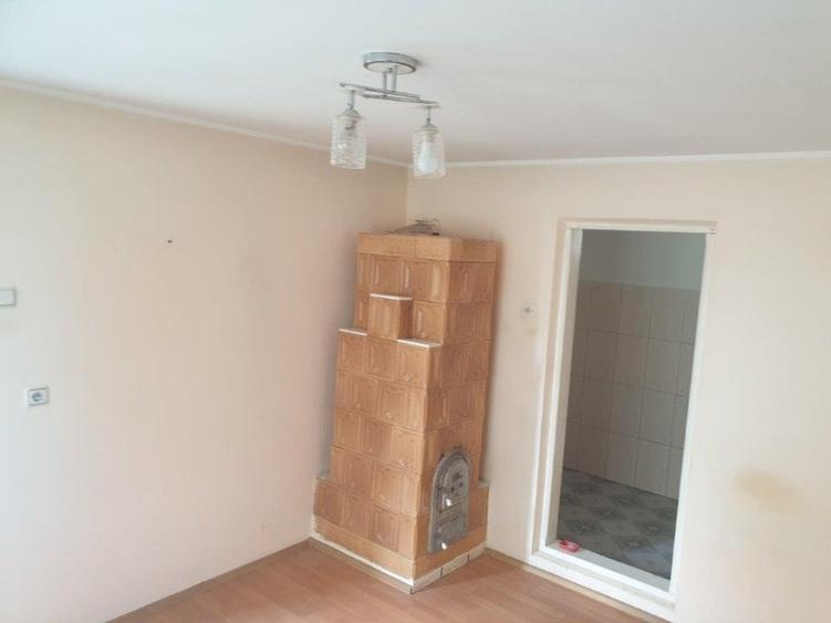 Casă individuală cu 2 camere cu Teren 315 Mp în Adjudu Vechi