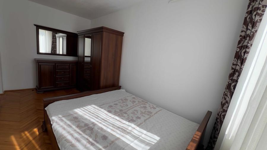 Apartament cu 2 camere semidecomandat, mobilat în Girocului