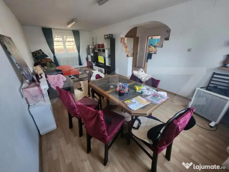 Casă cu 4 camere cu Teren 500 Mp în Sebeș