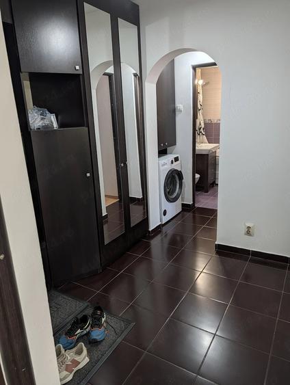 Apartament cu 2 camere semidecomandat în Nicolina