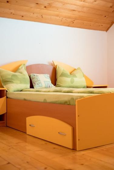 Casă cu 4 camere în Valea Mănăstirii