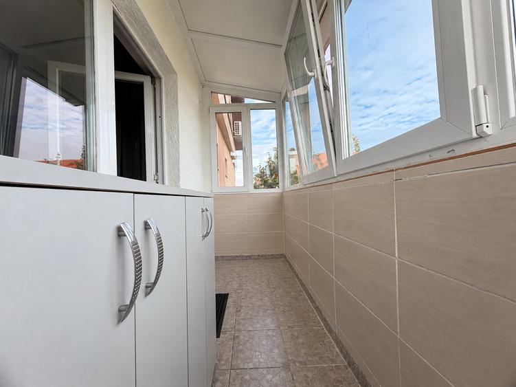 Apartament cu 2 camere decomandat în Soarelui