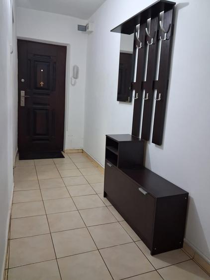 Apartament cu 2 camere decomandat în Valea Adâncă