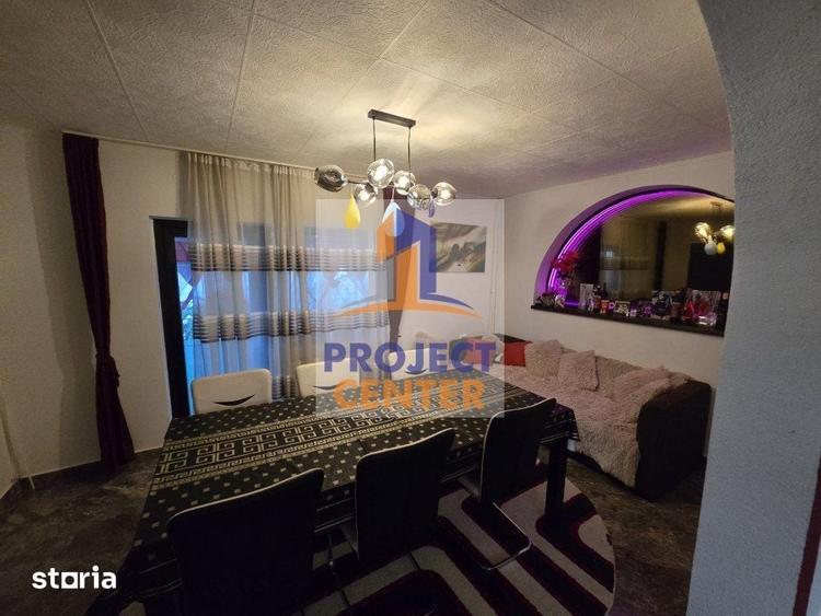 Casă cu Teren 585 Mp în Bradu
