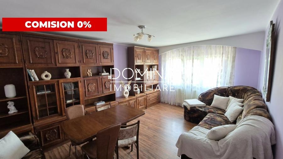 Apartament cu 3 camere decomandat, mobilat în Central