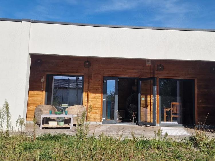 Casă cu 3 camere cu Teren 1000 Mp în Pecineaga