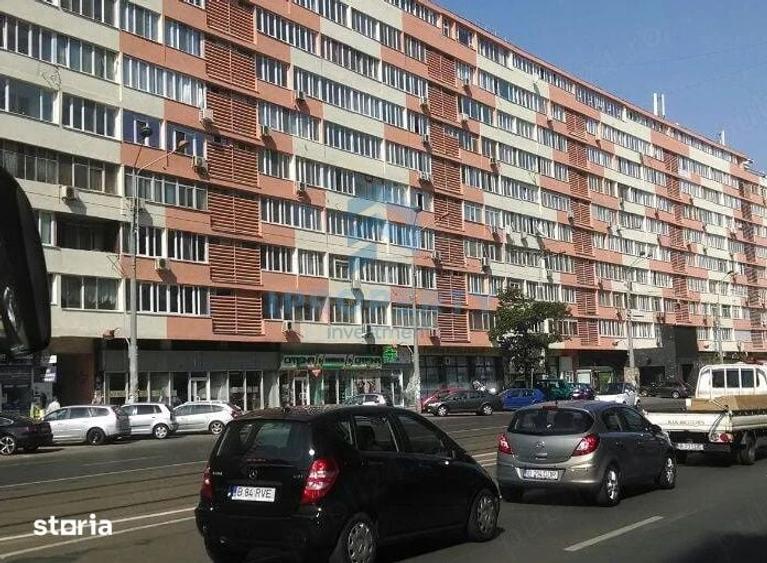 Spațiu comercial, de 96 mp, în Tei