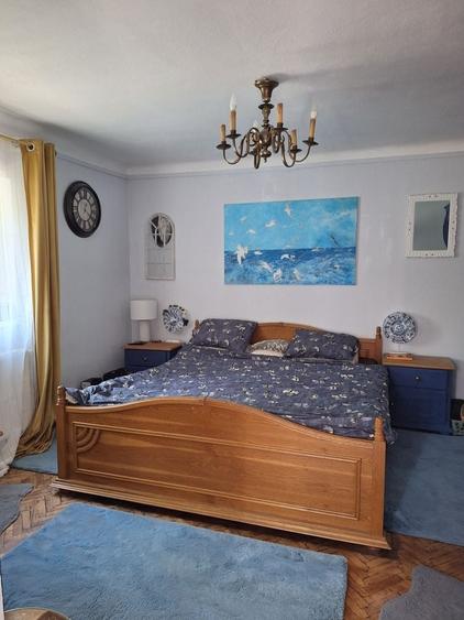 Casă cu 4 camere în Dâmbu