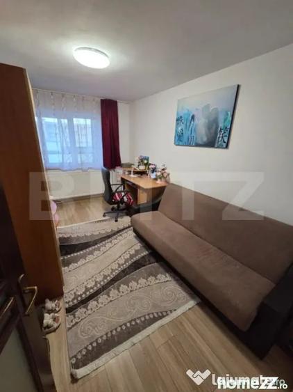 Apartament cu 2 camere decomandat în Vest